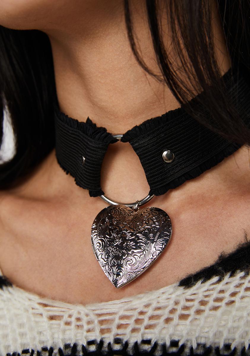 Black Heart Lace Choker Necklace  Fashion Black Heart Necklace