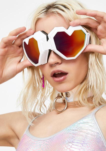 ESQAPE Heart Polarized Goggle Sunglasses - White – Dolls Kill